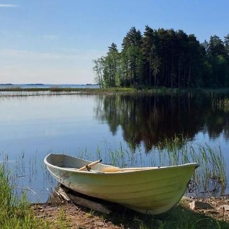 Pulla Karvisen Maatilamatkailussa Ruokola Extérieur photo