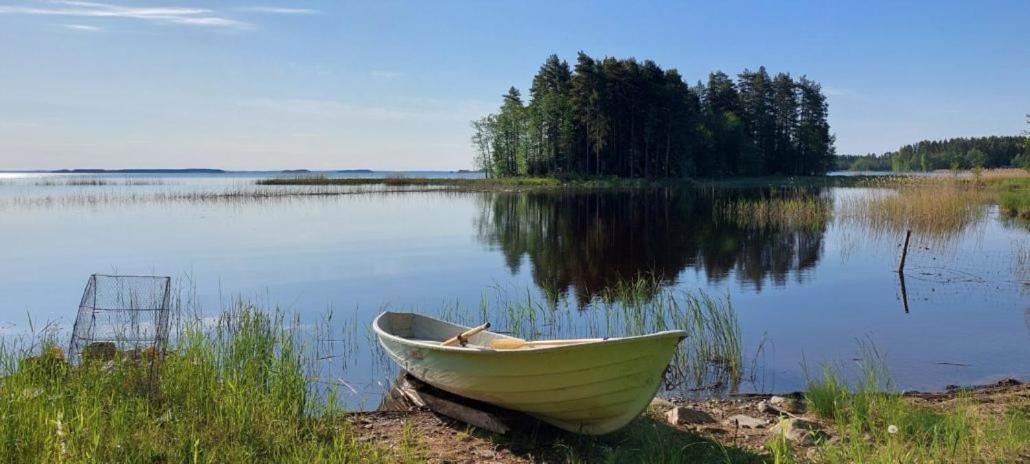Pulla Karvisen Maatilamatkailussa Ruokola Extérieur photo